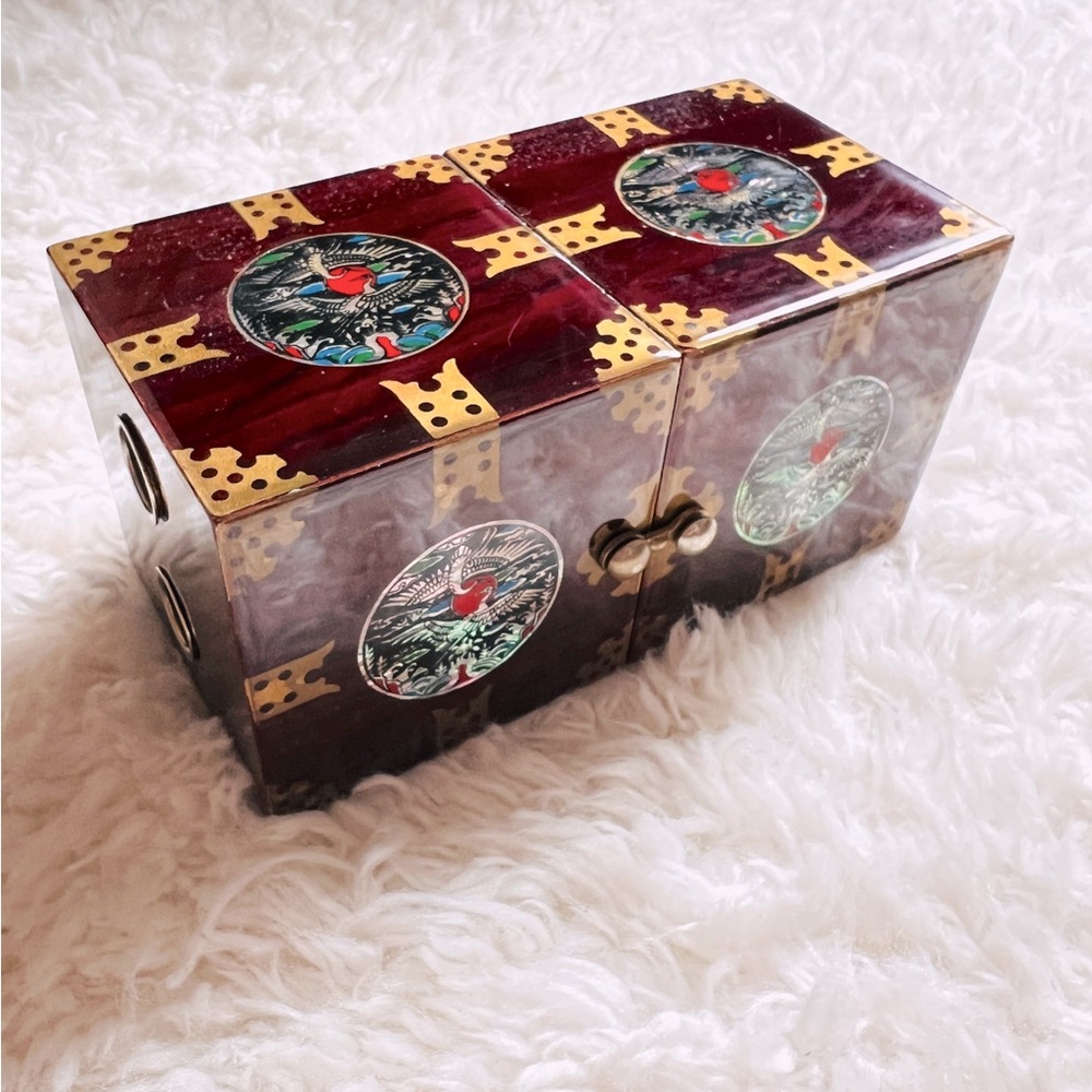 mother of pearl inlay lacquered wood folding jewelry box handcrafted Korean